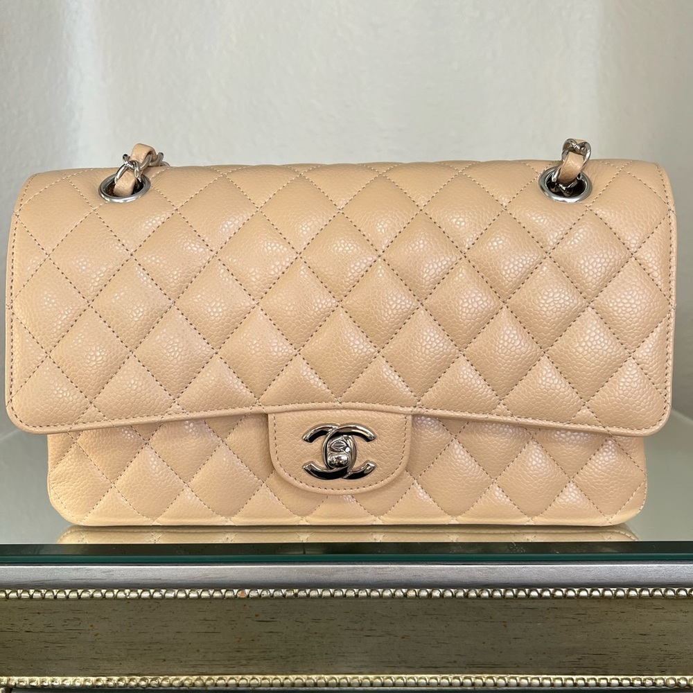 Chanel classic medium caviar shw
